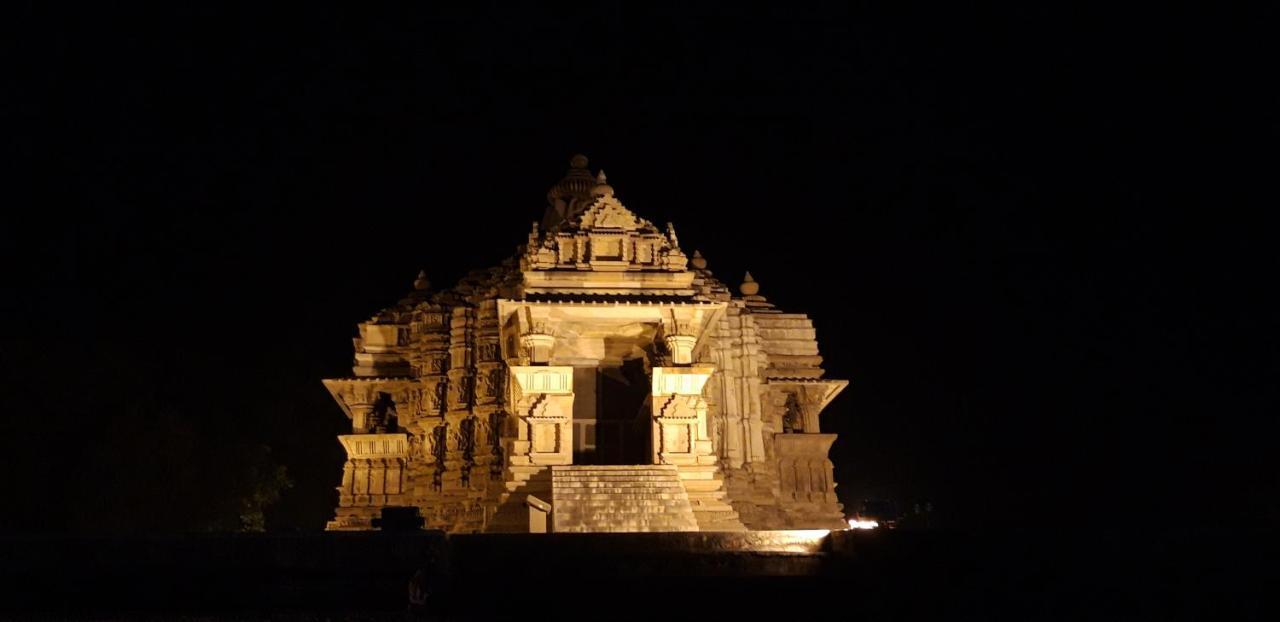 Hotel Buddha Palace Khajuraho Luaran gambar